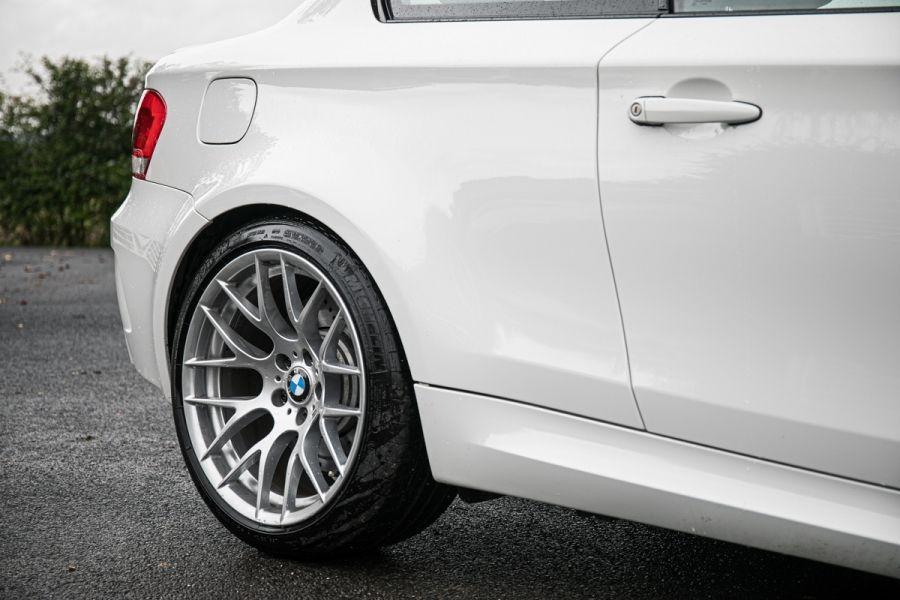 Детали экстерьера BMW 1M Jay Kay Car 2012 года  (UK) (фото 8 из 19)